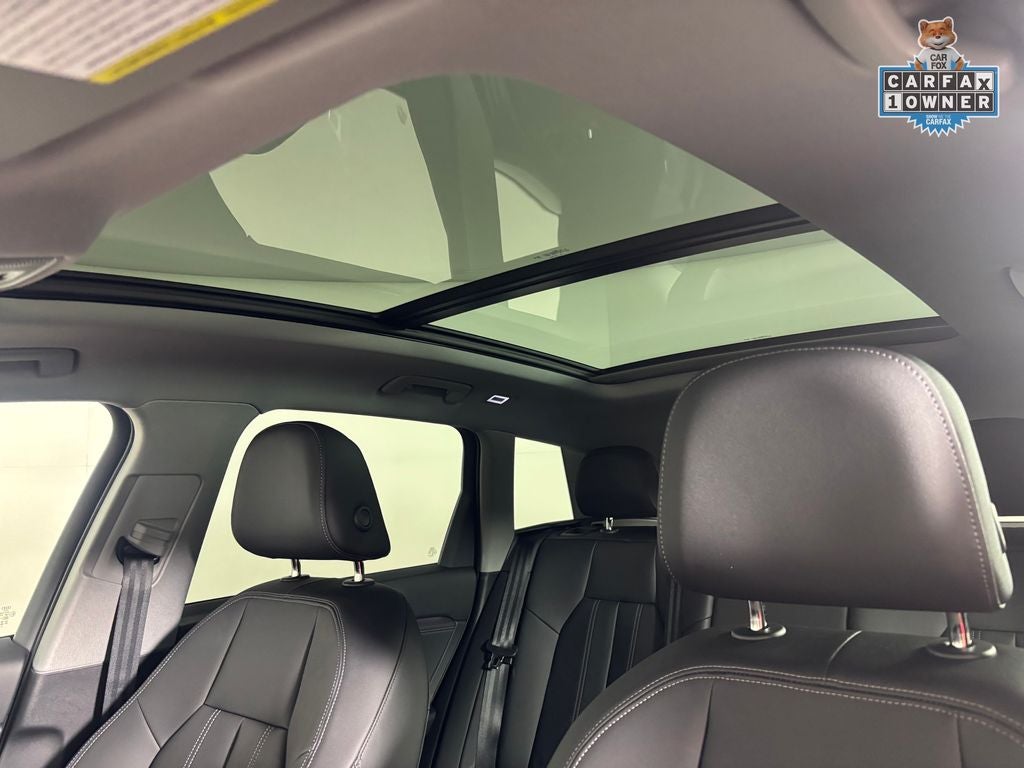 2025 Audi Q6 e-tron Premium quattro