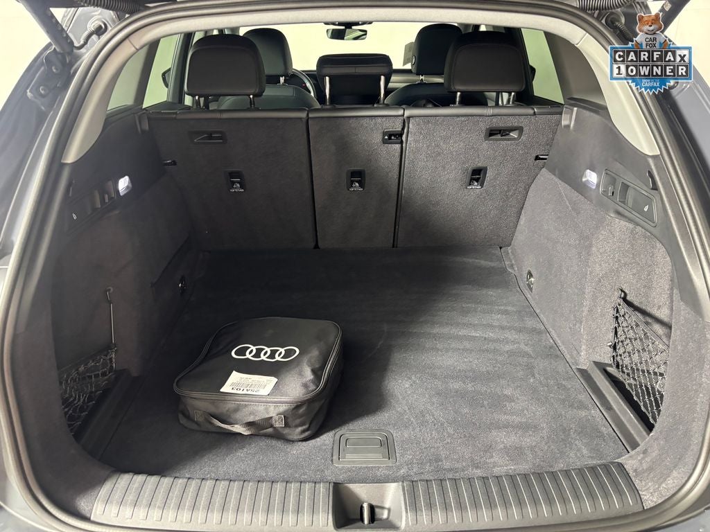 2025 Audi Q6 e-tron Premium quattro