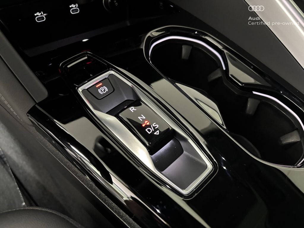 2025 Audi Q5 2.0T Premium quattro