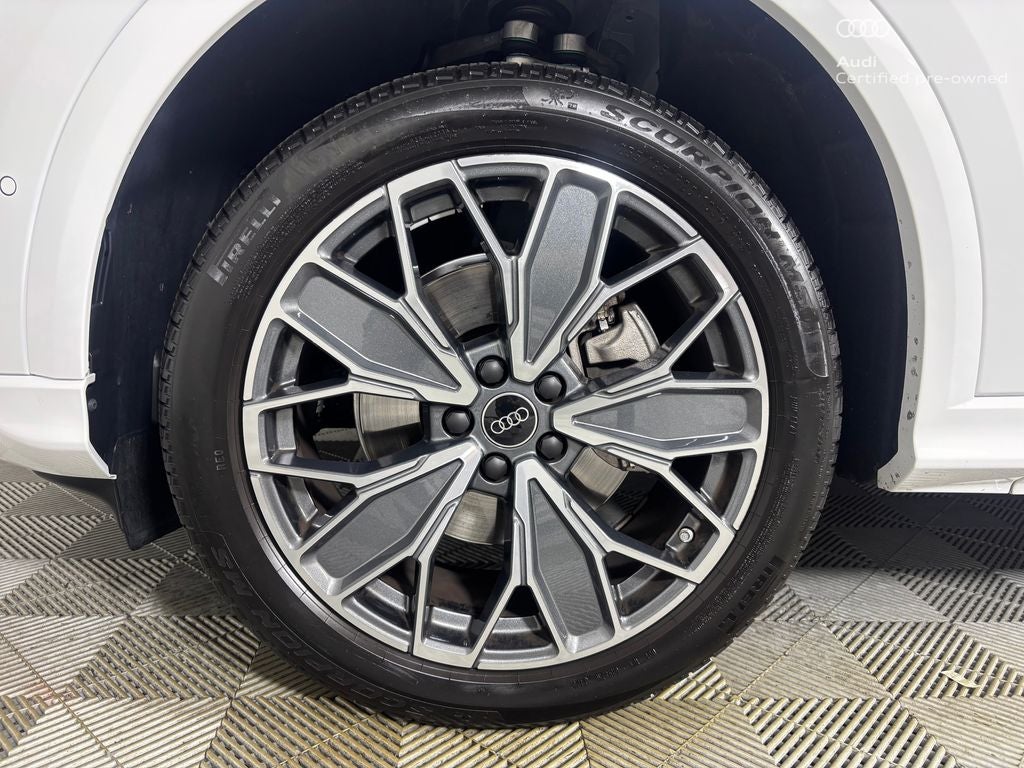 2025 Audi Q5 2.0T Premium Plus quattro