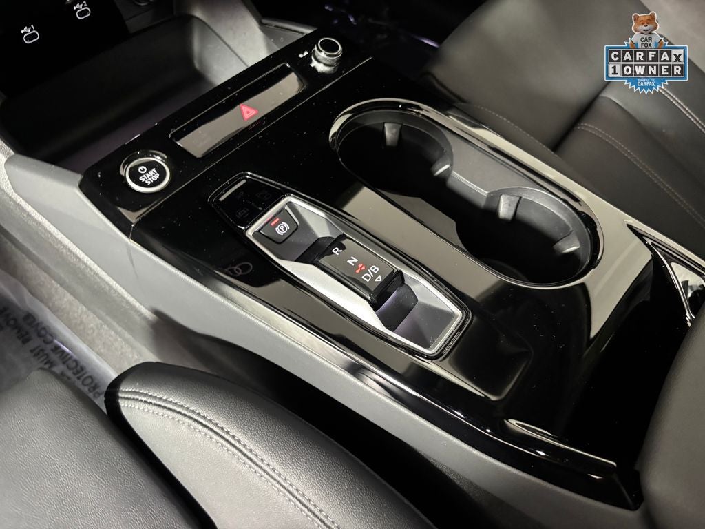 2025 Audi Q6 e-tron Prestige quattro