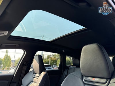 2025 Audi SQ6 e-tron Prestige quattro