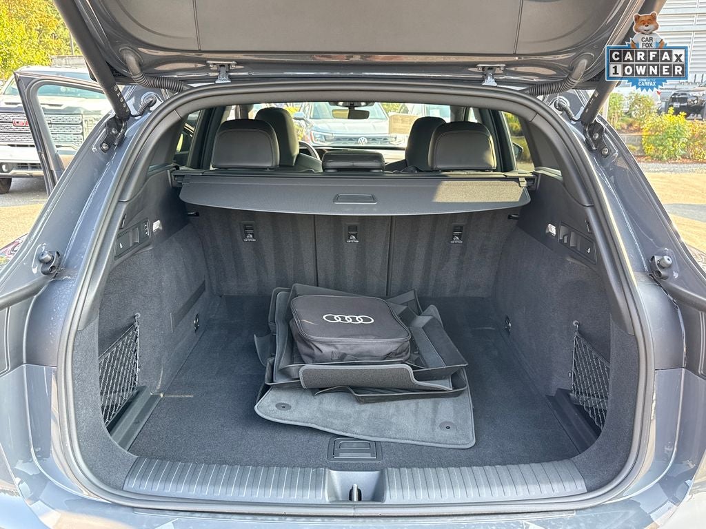 2025 Audi SQ6 e-tron Prestige quattro