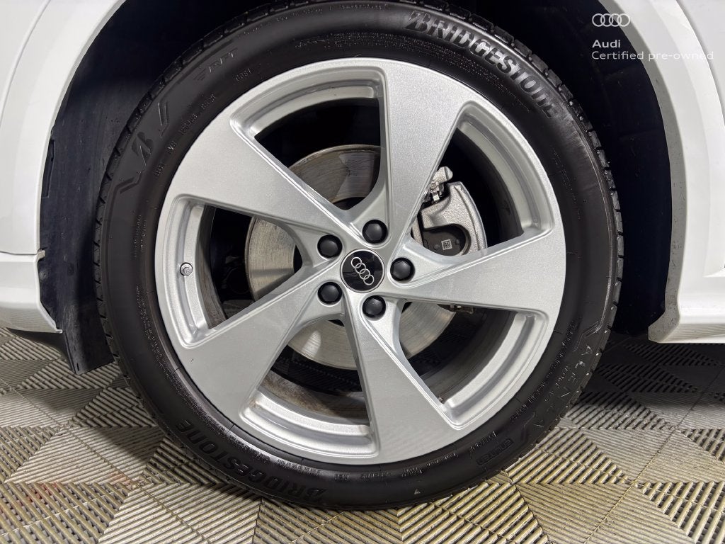 2025 Audi Q5 2.0T Prestige quattro