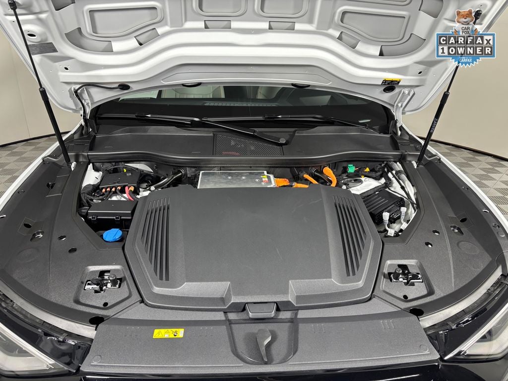 2024 Audi Q8 e-tron Prestige quattro