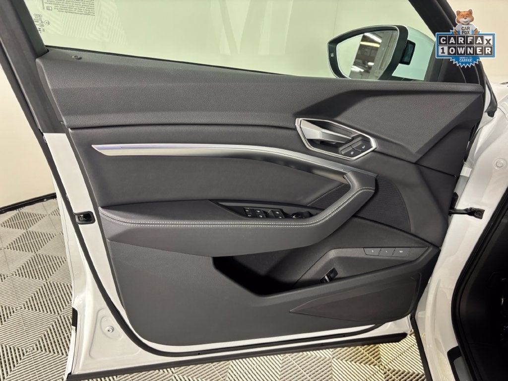 2023 Audi e-tron Premium quattro