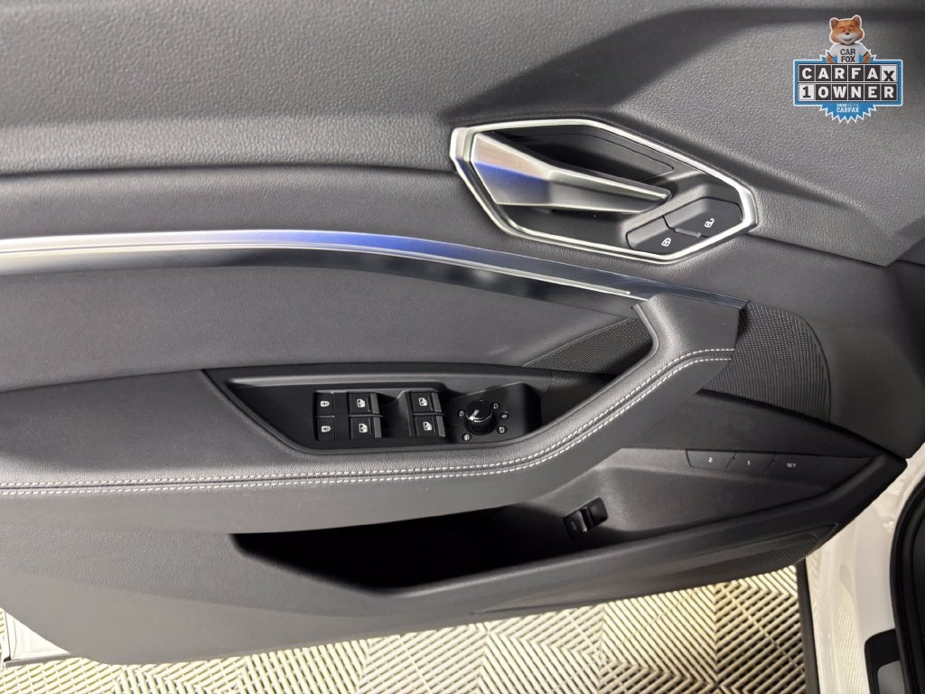 2023 Audi e-tron Premium quattro