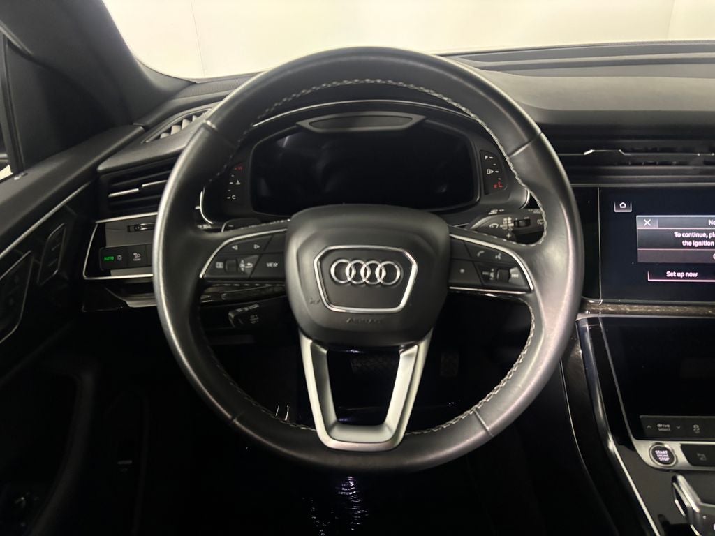 2022 Audi Q8 55 Premium quattro
