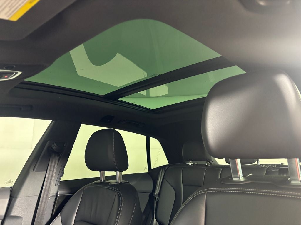 2022 Audi Q8 55 Premium quattro