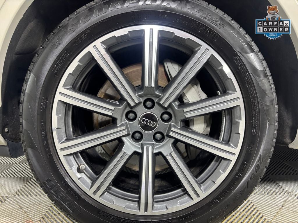2023 Audi Q7 45 Premium Plus quattro