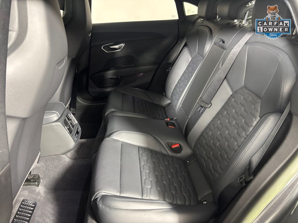 2023 Audi e-tron GT Prestige quattro