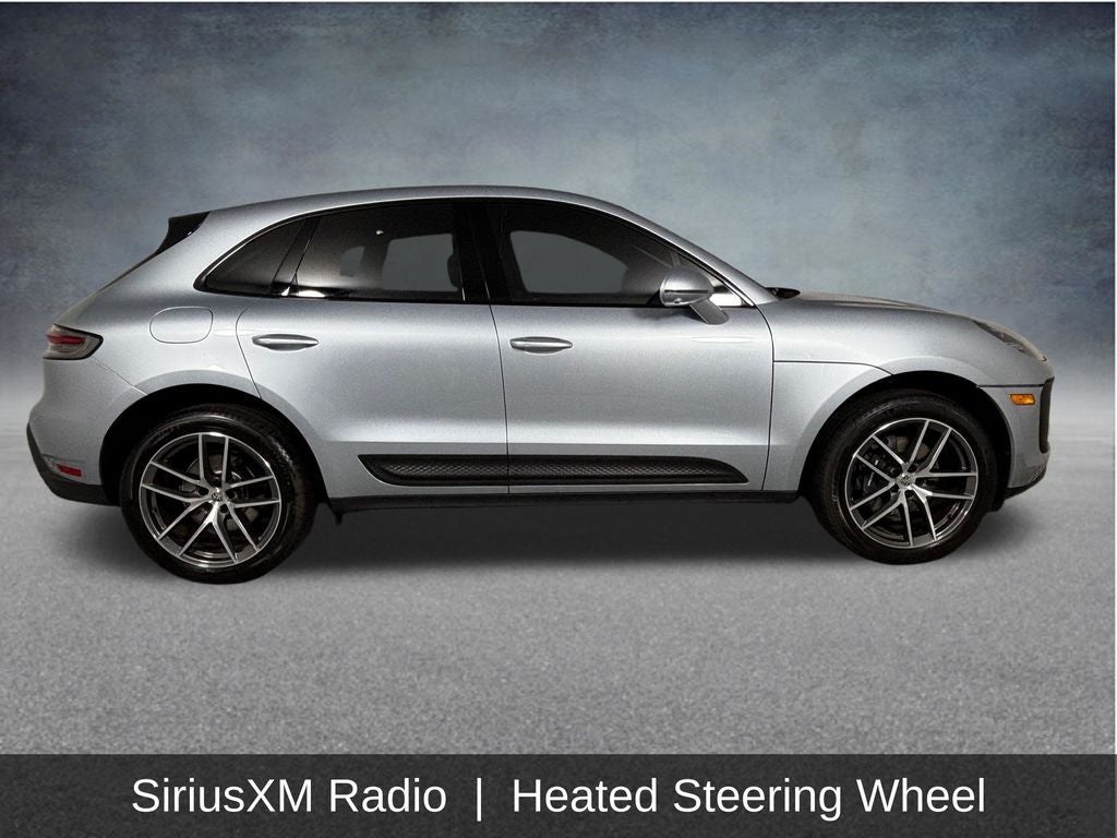2023 Porsche Macan Base