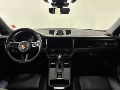 2023 Porsche Macan Base