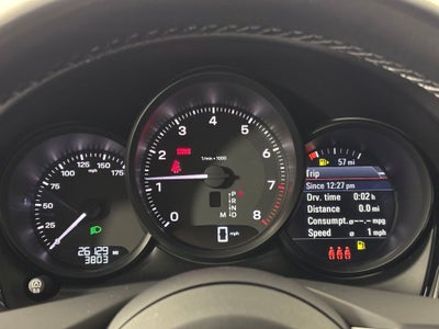 2023 Porsche Macan Base