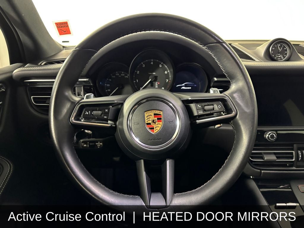 2023 Porsche Macan Base