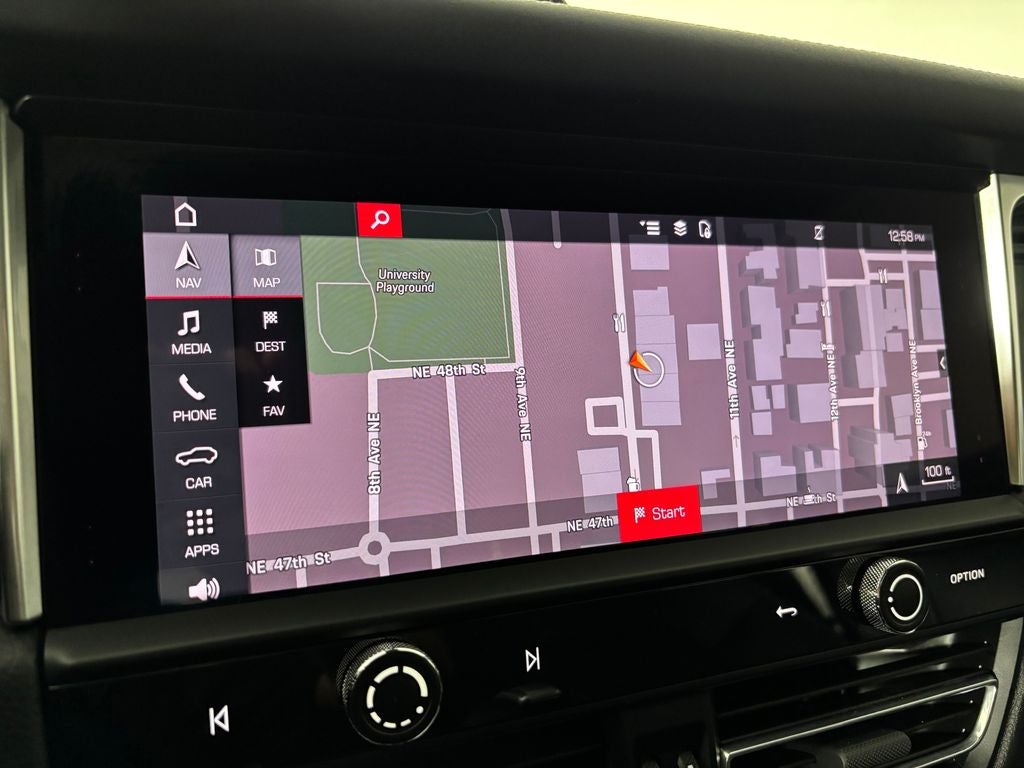 2023 Porsche Macan Base