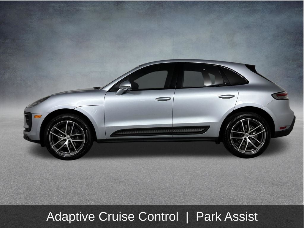 2023 Porsche Macan Base