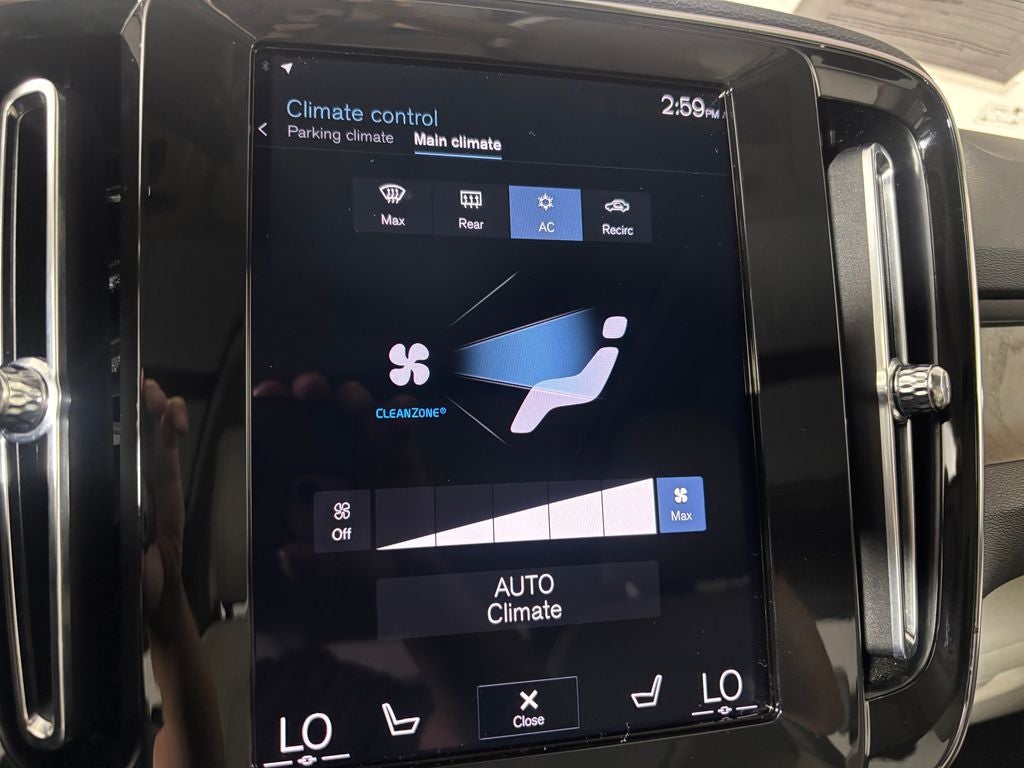 2021 Volvo XC40 T5 Inscription