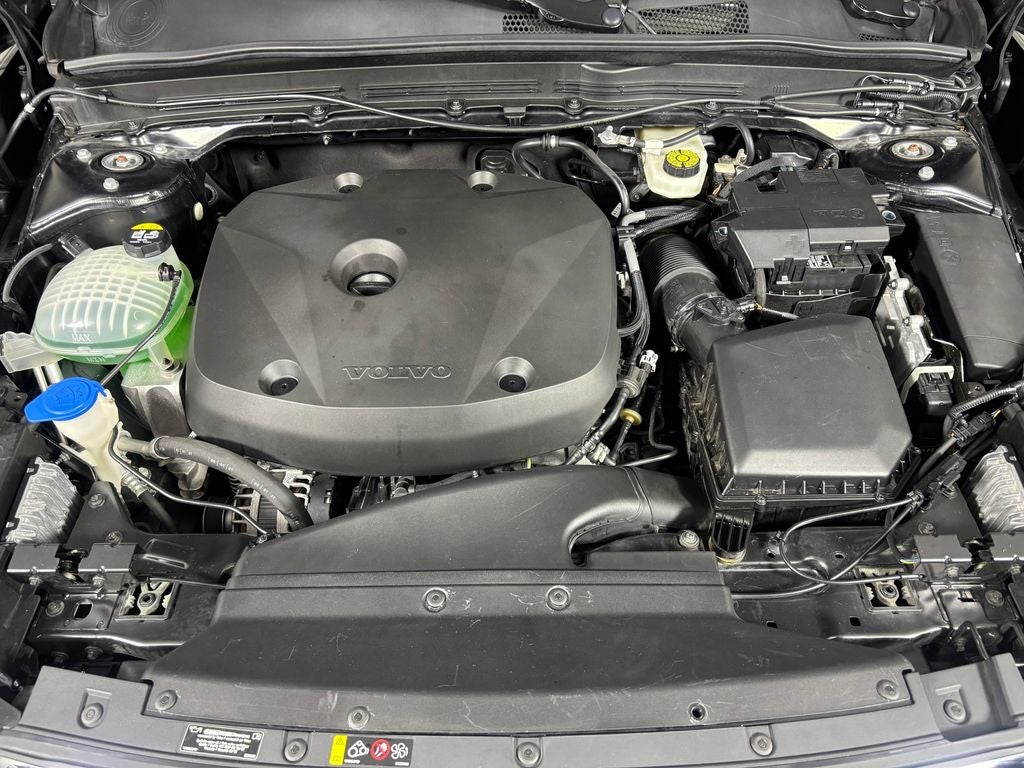 2021 Volvo XC40 T5 Inscription