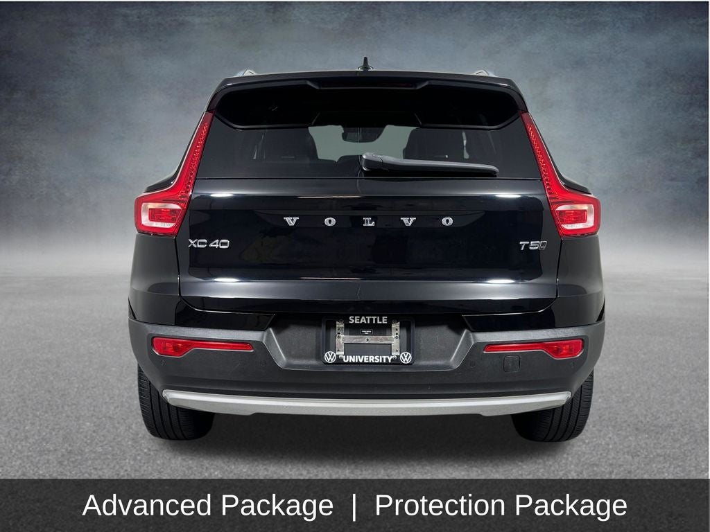 2021 Volvo XC40 T5 Inscription