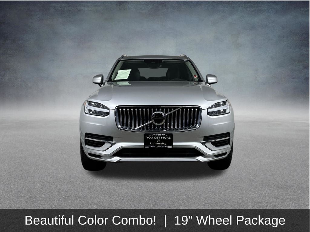 2022 Volvo XC90 Recharge Plug-In Hybrid T8 Inscription Expression 7 Passenger